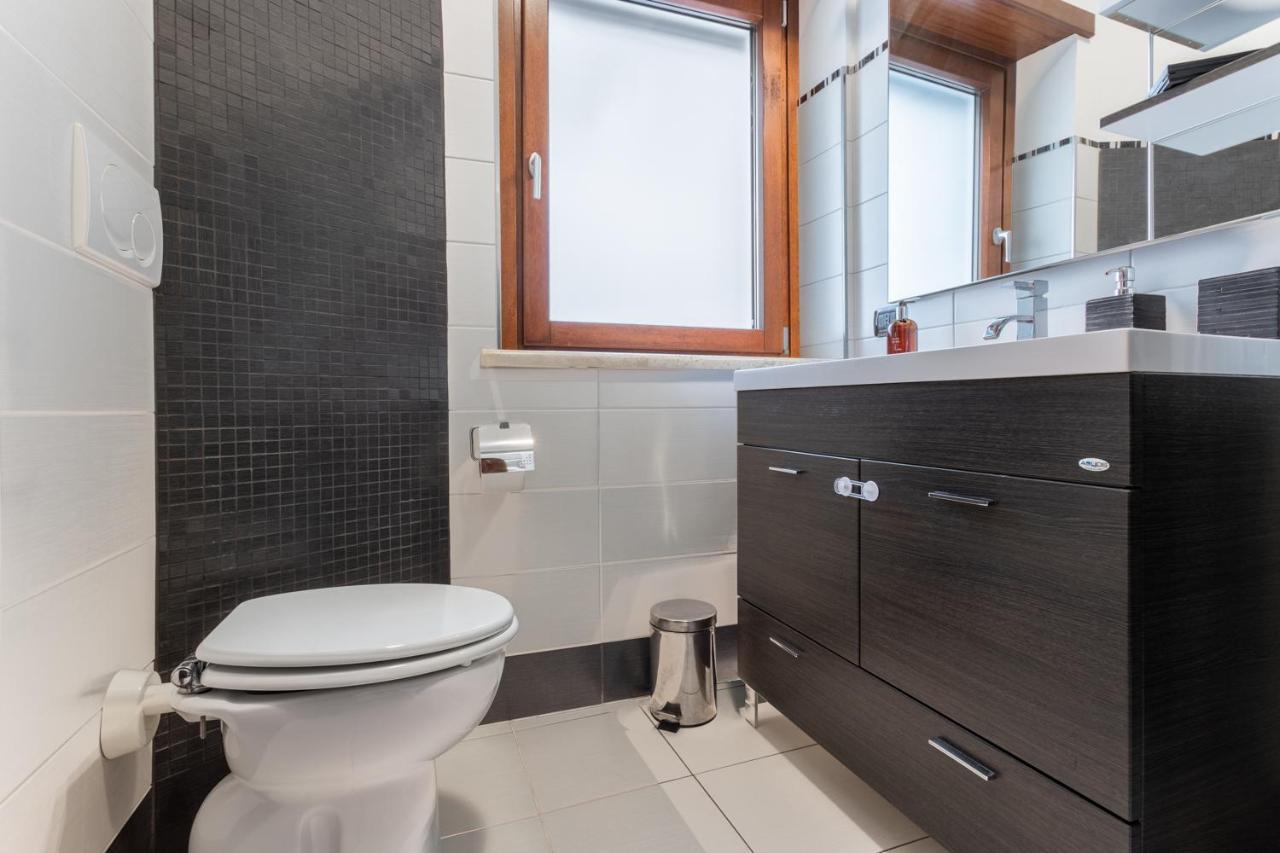 Naima Apartment San Pietro Рим Екстериор снимка
